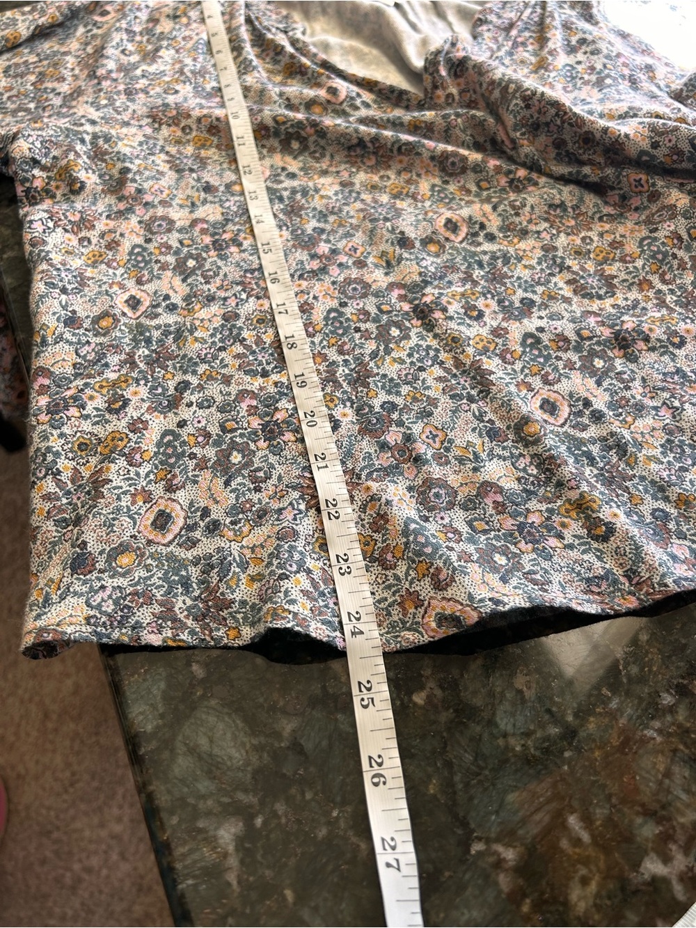Roan+Ryan Alice Raglan Peasant Floral Artistry Blouse 3/4 Sleeve w/Button/V-Neck - Picture 9 of 9